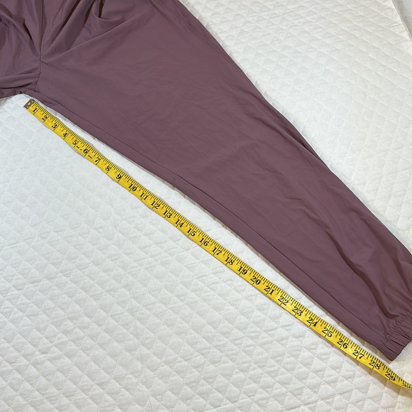All In Motion Mens Joggers. Size Large. Soft Maroon. NWOT. Light Weight. - Picture 3 of 9